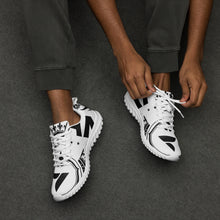 Charger l'image dans la galerie, Afan white & black royalty men’s athletik shoes