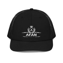 Charger l'image dans la galerie, Afan white embroid logo trucker cap