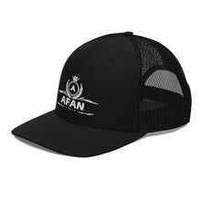 Charger l'image dans la galerie, Afan white embroid logo trucker cap