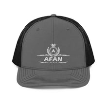 Charger l'image dans la galerie, Afan white embroid logo trucker cap