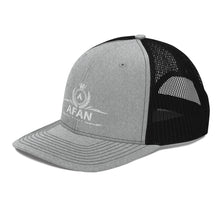 Charger l'image dans la galerie, Afan white embroid logo trucker cap
