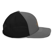 Charger l'image dans la galerie, Afan gold embroid logo trucker cap
