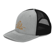 Charger l'image dans la galerie, Afan gold embroid logo trucker cap
